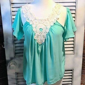 NWT Jealous Tomato Med Off Shoulder Blouse